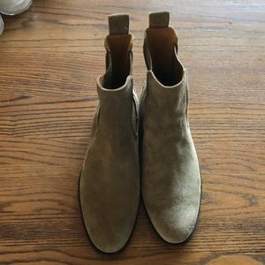 ugg hillhurst boot review